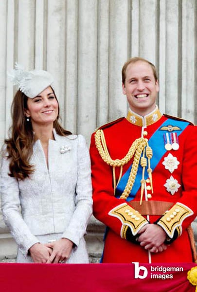 William e Catherine, duca e duchessa di Cambridge del Regno Unito partecipano alla parata per il compleanno della regina Trooping the Colour a Londra, Regno Unito, 14 giugno 2014. I reali guardano il fly past dopo la parata al balcone di Buckingh 